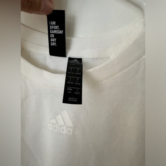 Adidas Velvet Stripes Tee - Picture 4 of 9